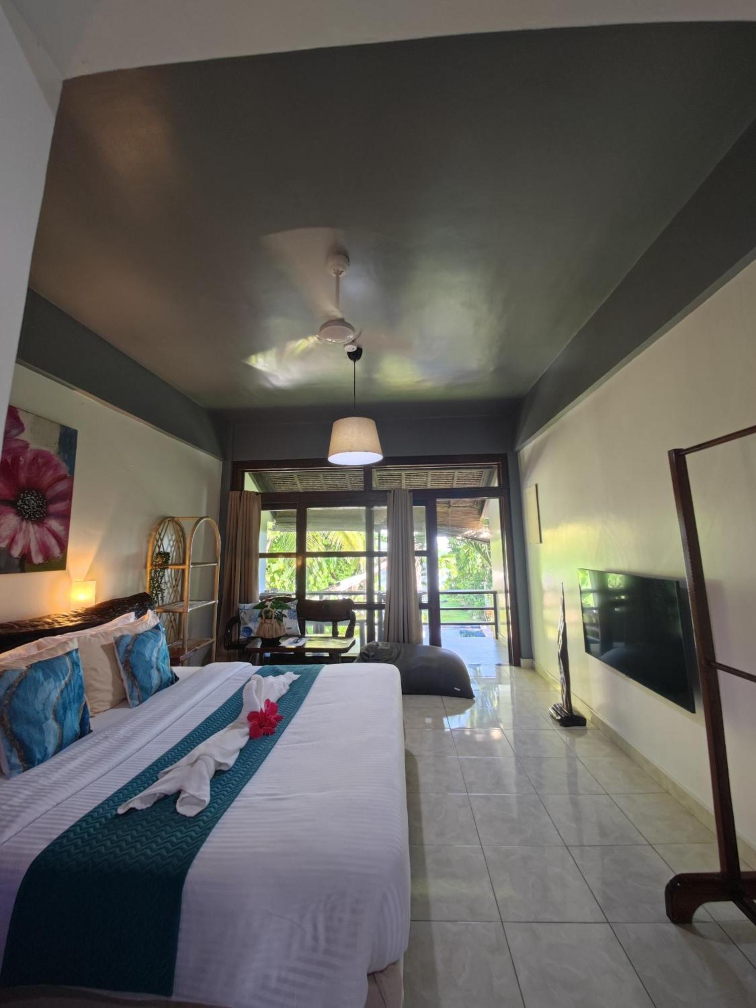 Daluyong Beach Resort Хенерал Луна Екстериор снимка