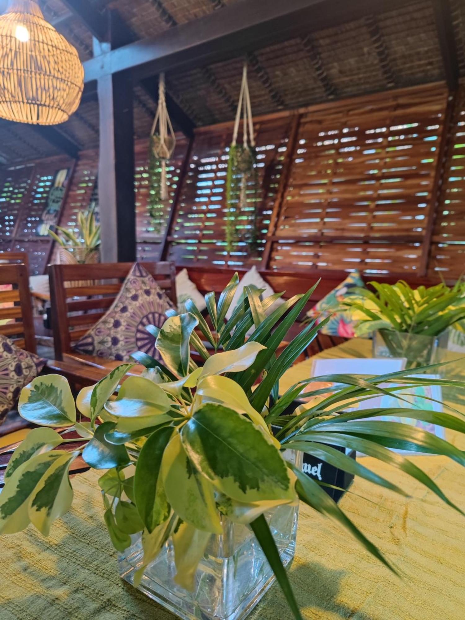 Daluyong Beach Resort Хенерал Луна Екстериор снимка