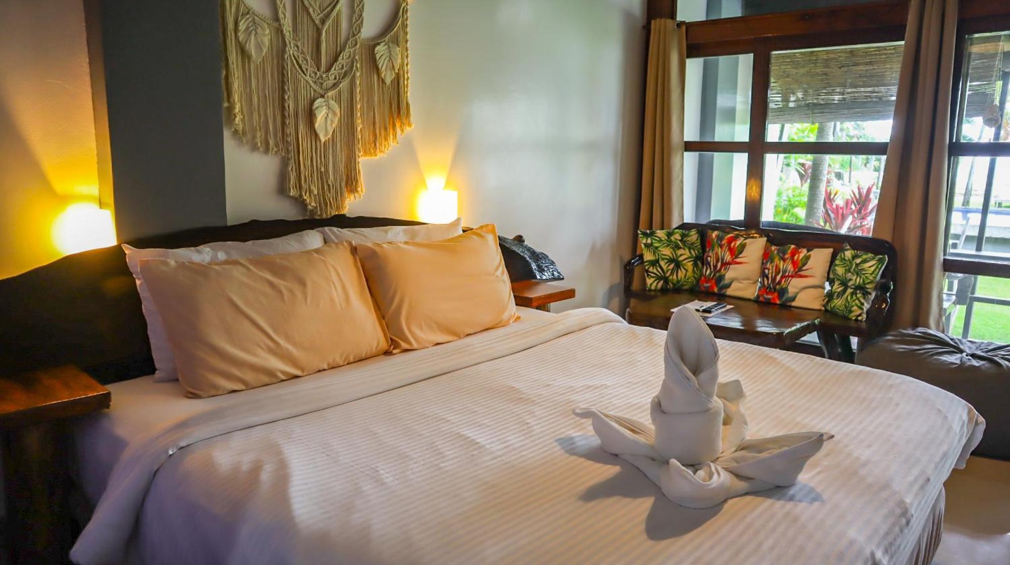 Daluyong Beach Resort Хенерал Луна Екстериор снимка